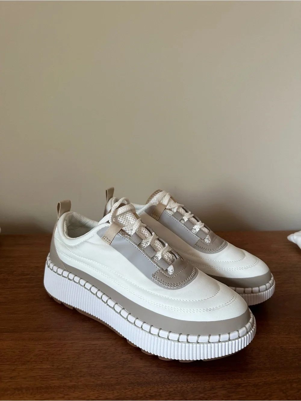 Cougar Platform Sneaker | Sayah 8 - Picture 2 of 6